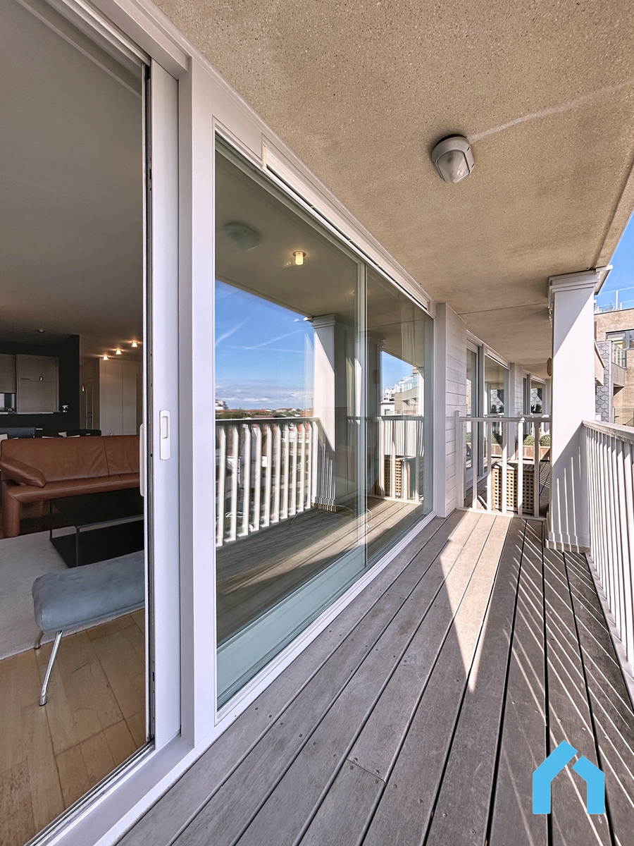 Licht, luxe en ligging — uniek appartement te huur! - photo 3