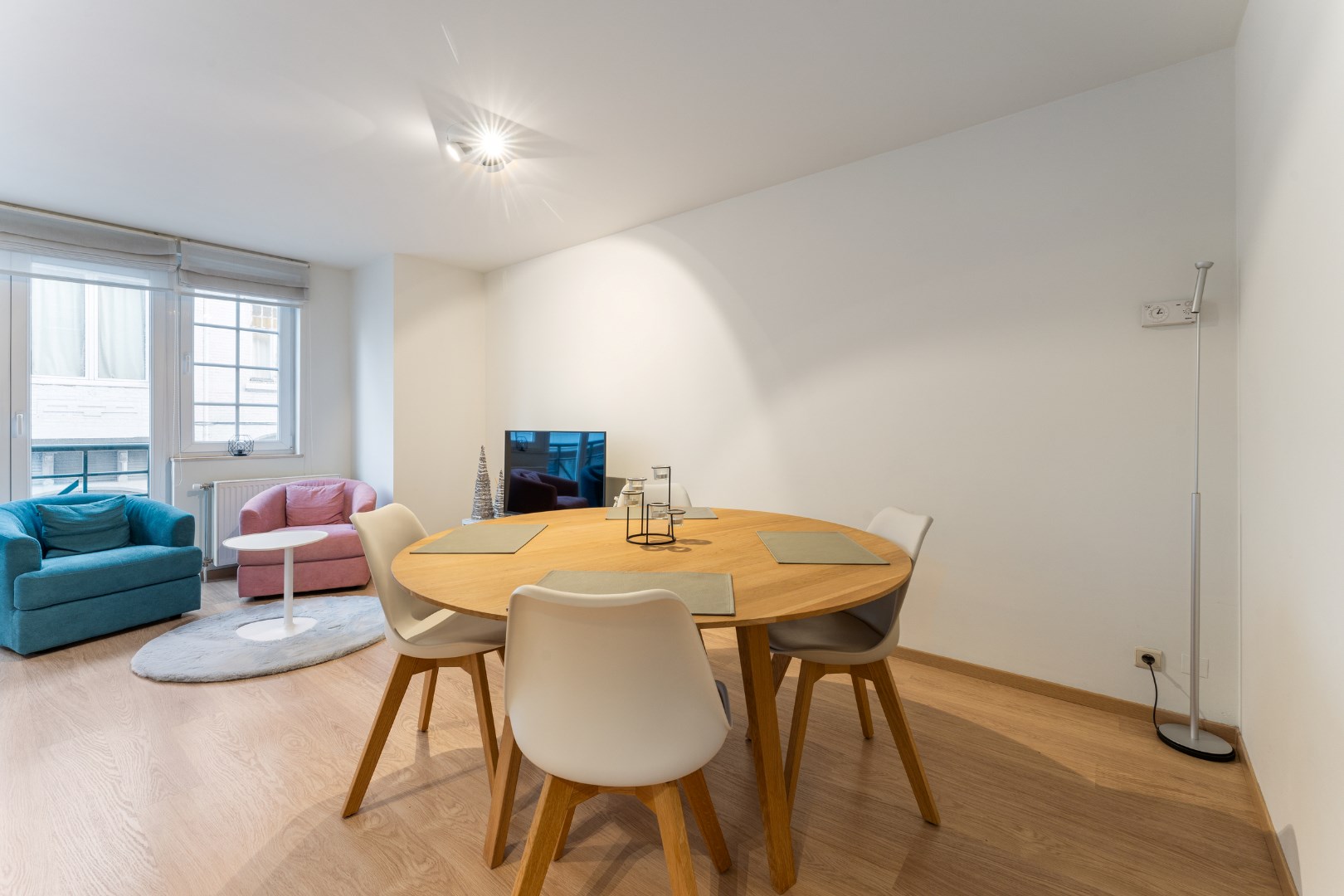 Centraal gelegen appartement met 2 slpks. en terras - foto 5