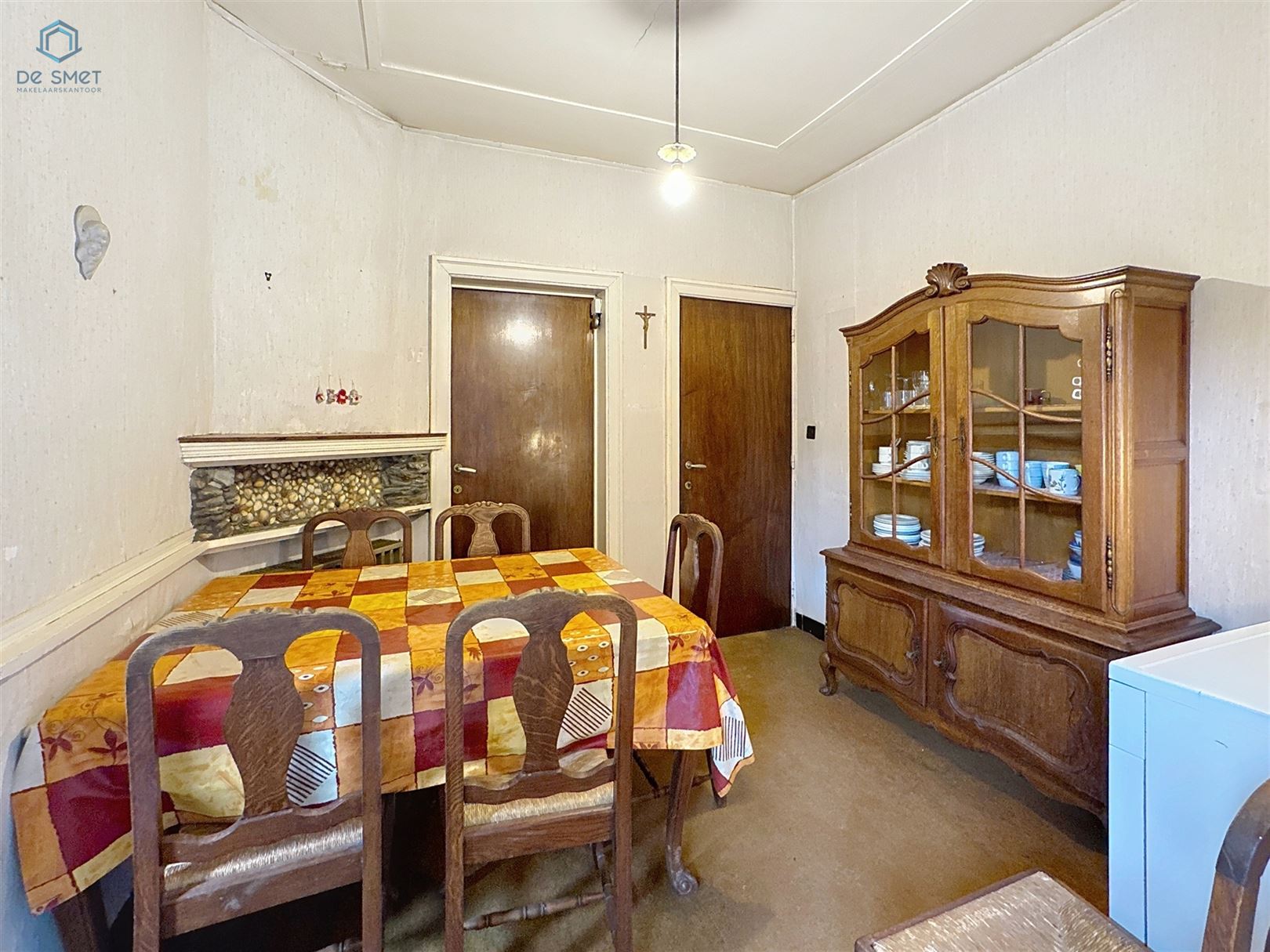 House to Renovate with Great Potential and Large Plot in Zottegem - photo 5