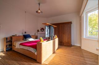 Gelegen in de rustige Jean Jaurèslaan in Gentbrugge, vind je deze charmante en karaktervolle ruime woning met veel mogelijkheden én een...