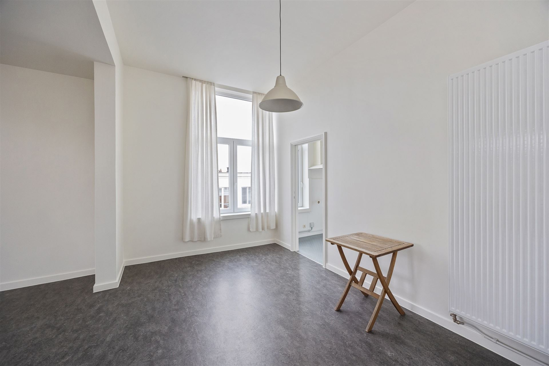 Appartement à louer à Anvers avec 2 chambres - photo 2