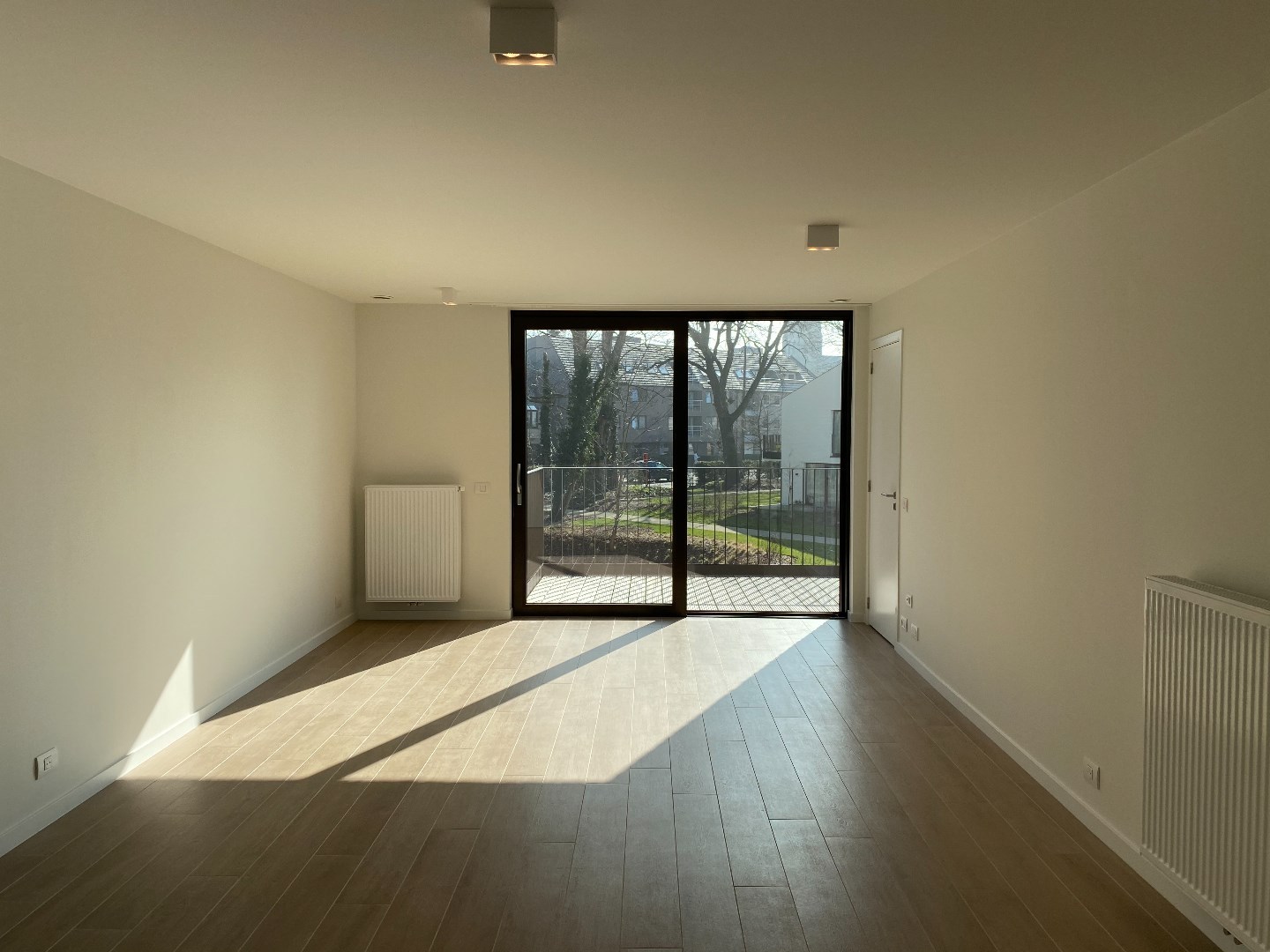 Stijlvol nieuwbouwappartement op de eerste verdieping met terras - foto 5