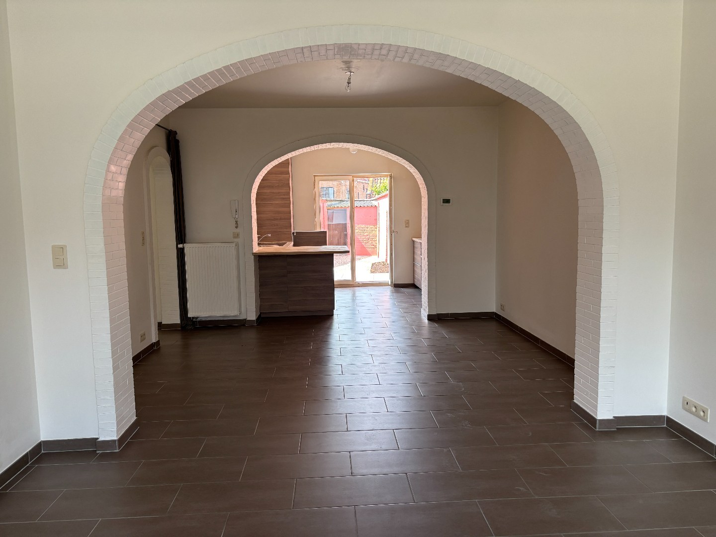 Modern appartement met 2 slaapkamers en ruim  terras - foto 4