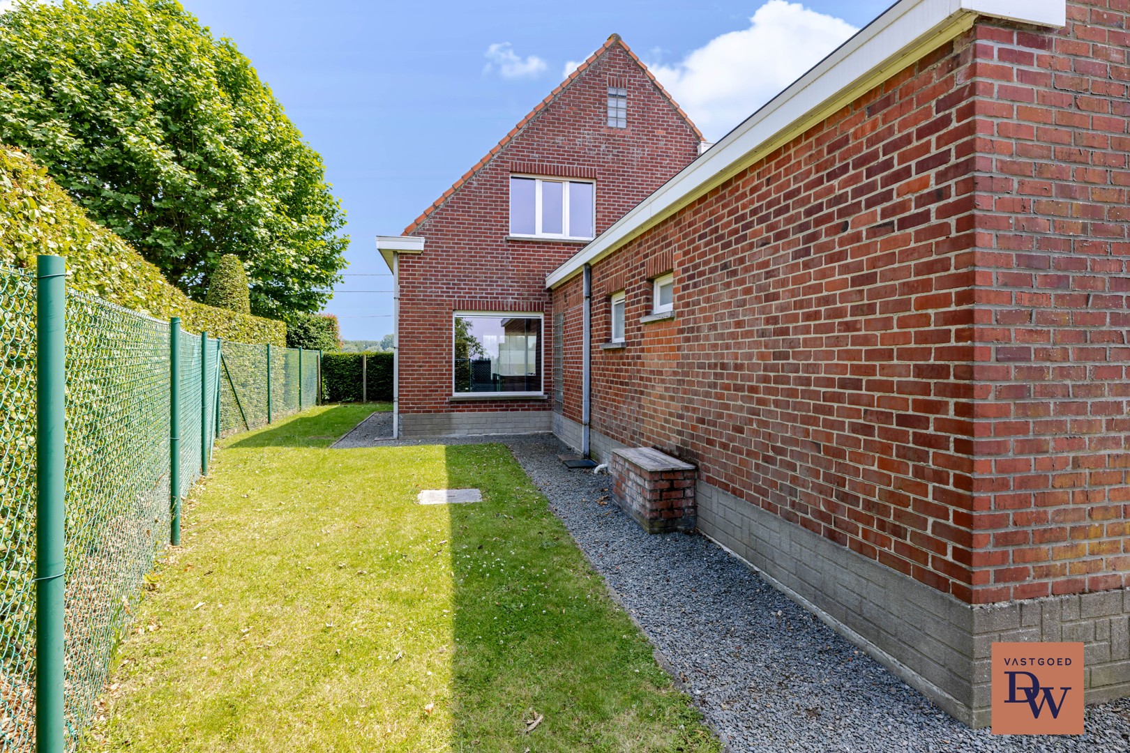 Ruime gezinswoning met 4 slaapkamers op een perceel van 619 m² in Gijzenzele (Oosterzele) - photo 5