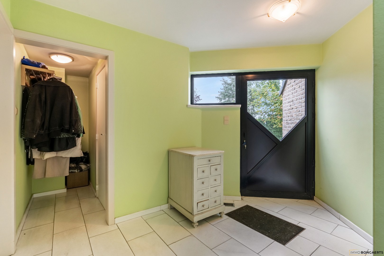 Ruime gezinswoning met 3 slaapkamers - foto 2