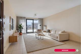 Appartement (tweede verdieping) langs de Raadsherenlaan met 3 slaapkamers, lichtrijke woonruimte, 2 terrassen (12m2) en mogelijkheid tot het...