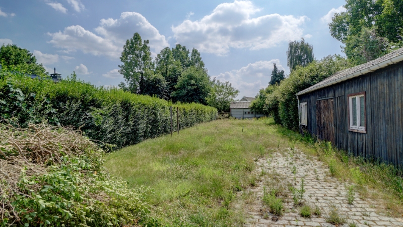 Projectgrond voor meergezinswoningen met af te breken gebouw - foto 3