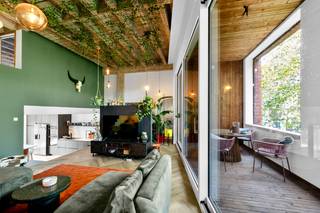 Unieke knappe HEEL BIJZONDERE RECENTE  LOFT met hoge plafonds in beton en een uitzonderlijke indelingHal ingemaakte kast, wasplaats ,aparte w.c.,...