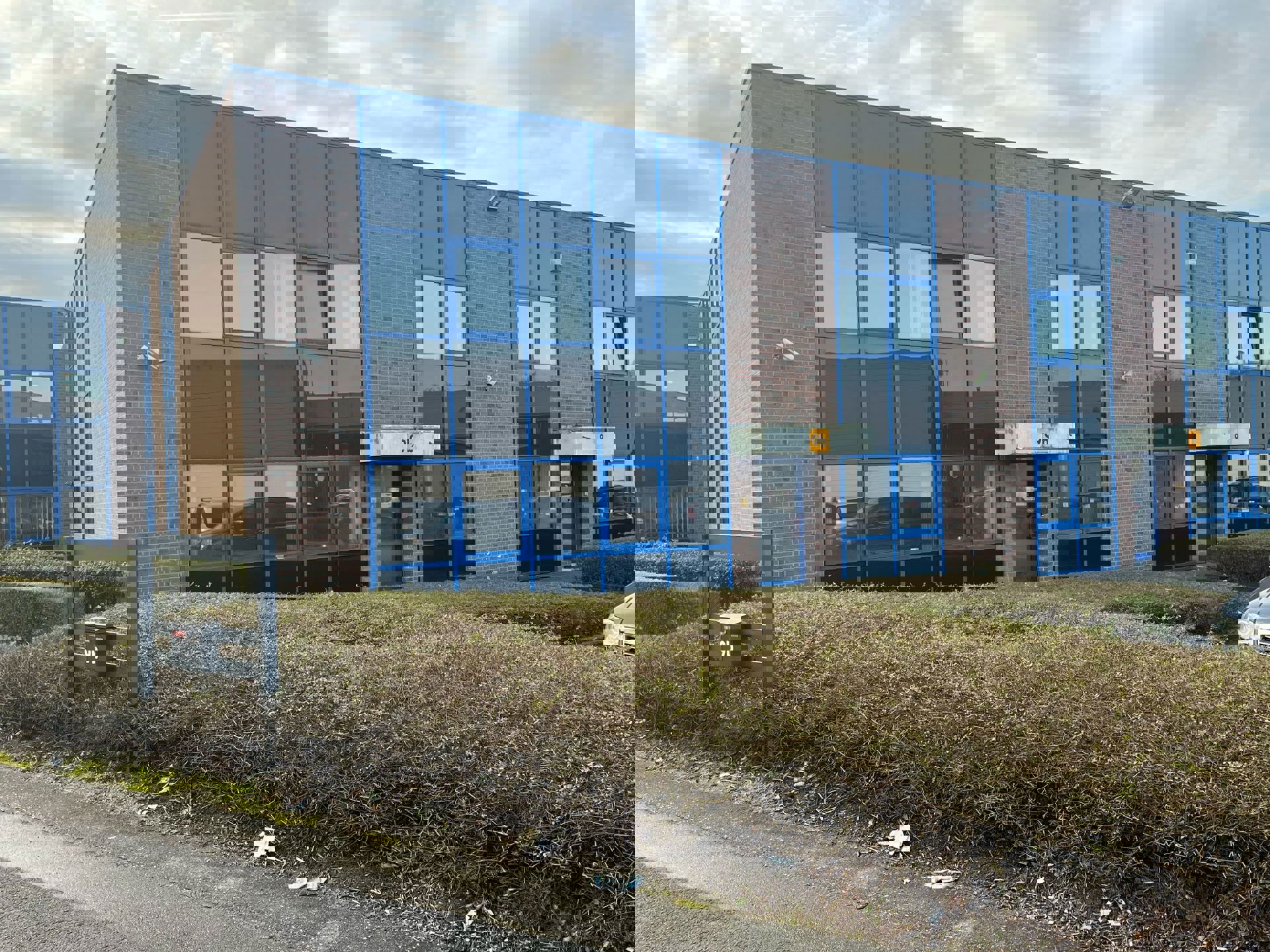 Kantoor te huur 294m² - foto 1