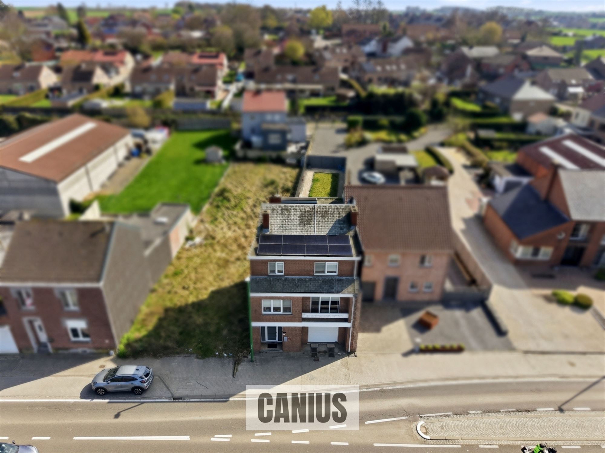 CHARMANTE BEL-ETAGE WONING MET 3 SLAAPKAMERS - foto 2