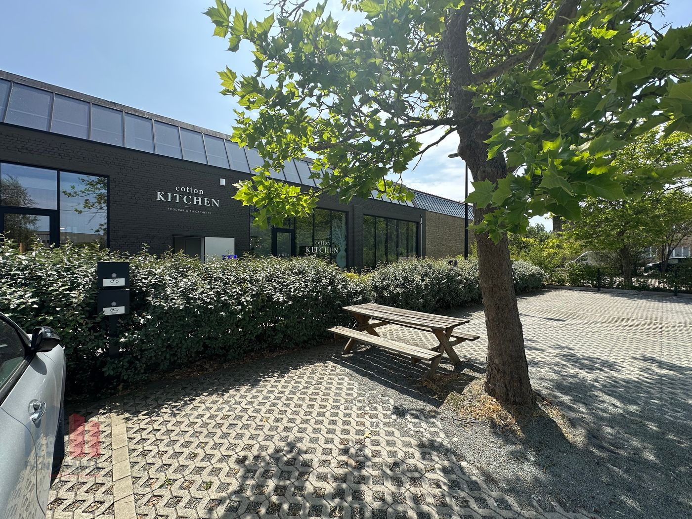 Instapklare kantoorruimte van 150 m² te huur in de stijlvolle Cotton Factory te Kortrijk - photo 2