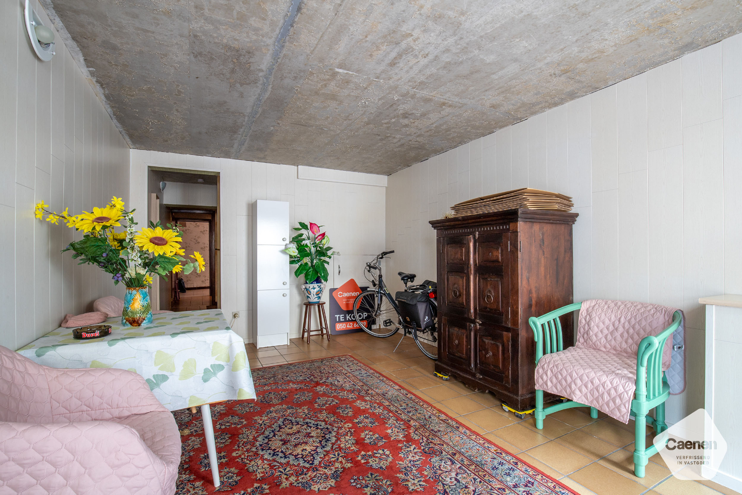 Ruime gezinswoning met inpandige garage op een rustige locatie - photo 5