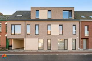 Op een uitstekende locatie te Putte bevindt zich deze energiezuinige woning met 3 slaapkamers. U geniet hier van een uitstekende bereikbaarheid,...