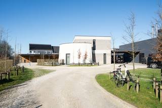 Te koop: modern appartement in het centrum van Wielsbeke, op korte fietsafstand van winkels, scholen en andere voorzieningen. Dit uniek pand, gebouwd...