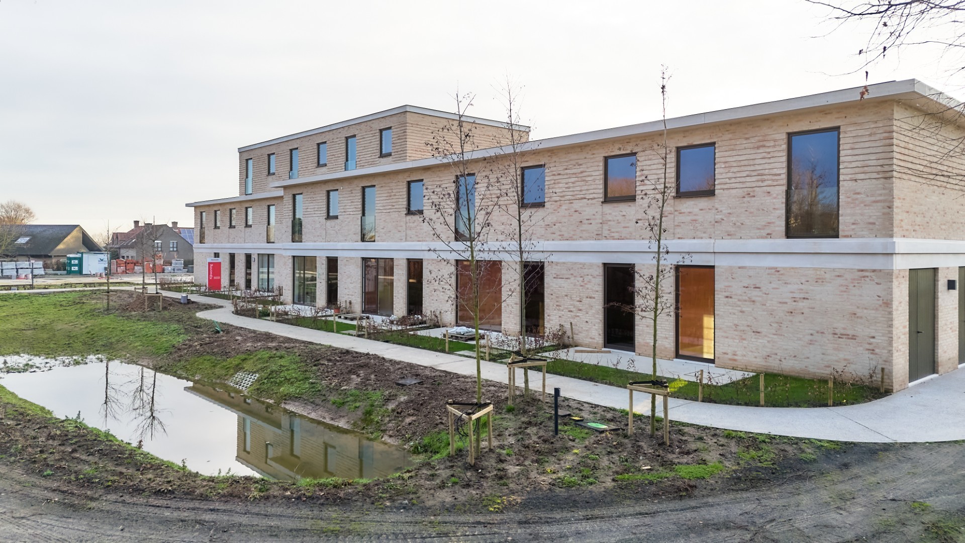 Energiezuinige halfopen bebouwing met zuid gerichte tuin - foto 3
