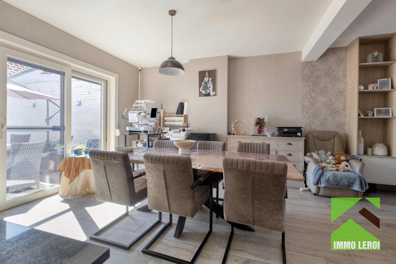 Instapklare gezinswoning met 3 slaapkamers, zwembad en energiezuinige technieken - foto 5