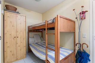 Oostduinkerke: Instapklare studio te koop met een slaaphoek.Instapklare studio op het 5e verdiep met een praktische slaaphoek en een open, vrij...