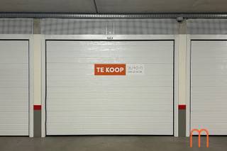 Vous recherchez une spacieuse box de garage à vendre à Ostende ?Découvrez cette box privative située dans la Résidence Victoria, au cœur du quartier...