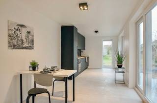 TE KOOP- Woning in de Kempstraat GENTVoor meer informatie of bezichtiging contacteer Thomas via 0474 26 27 58 of via thomas@vicusvastgoed.beDe...