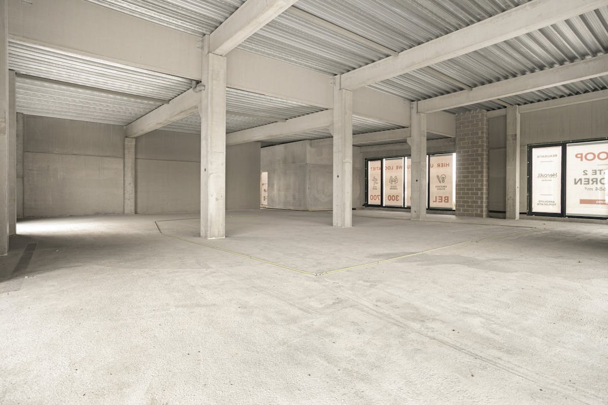 Nieuwbouwkantoor van ca. 325m² op commerciële ligging - foto 4