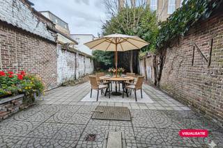 Refreshed apartment of approx. 56 m² with a garden of approximately 68 m² for sale in Antwerp. It is located on the first floor in a...