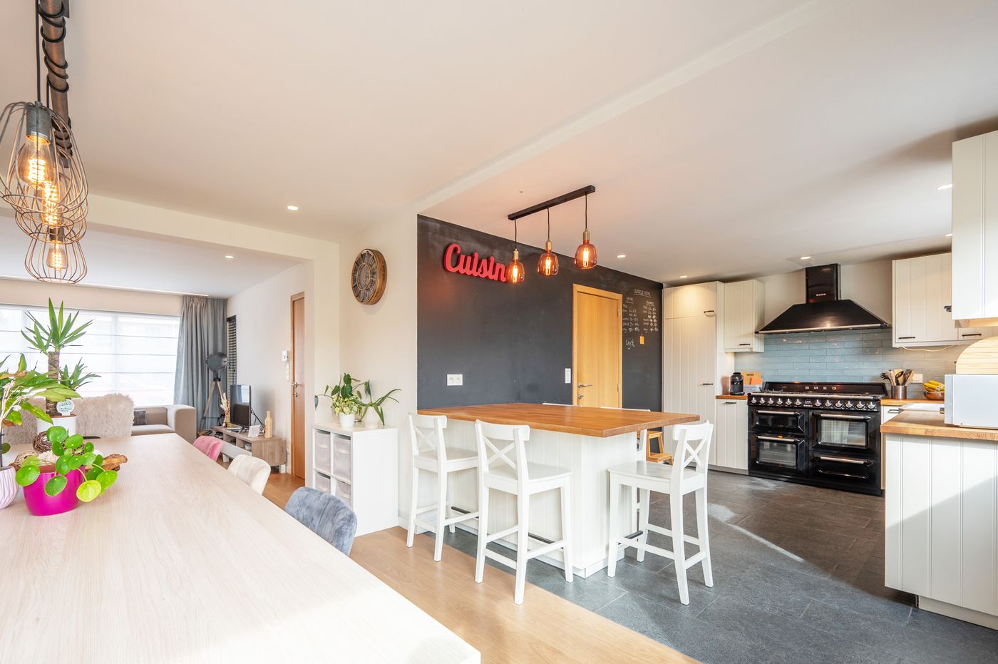 Stijlvolle open bebouwing met 4 slaapkamers - foto 3