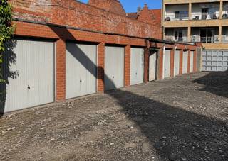 Garage for sale in Ypres