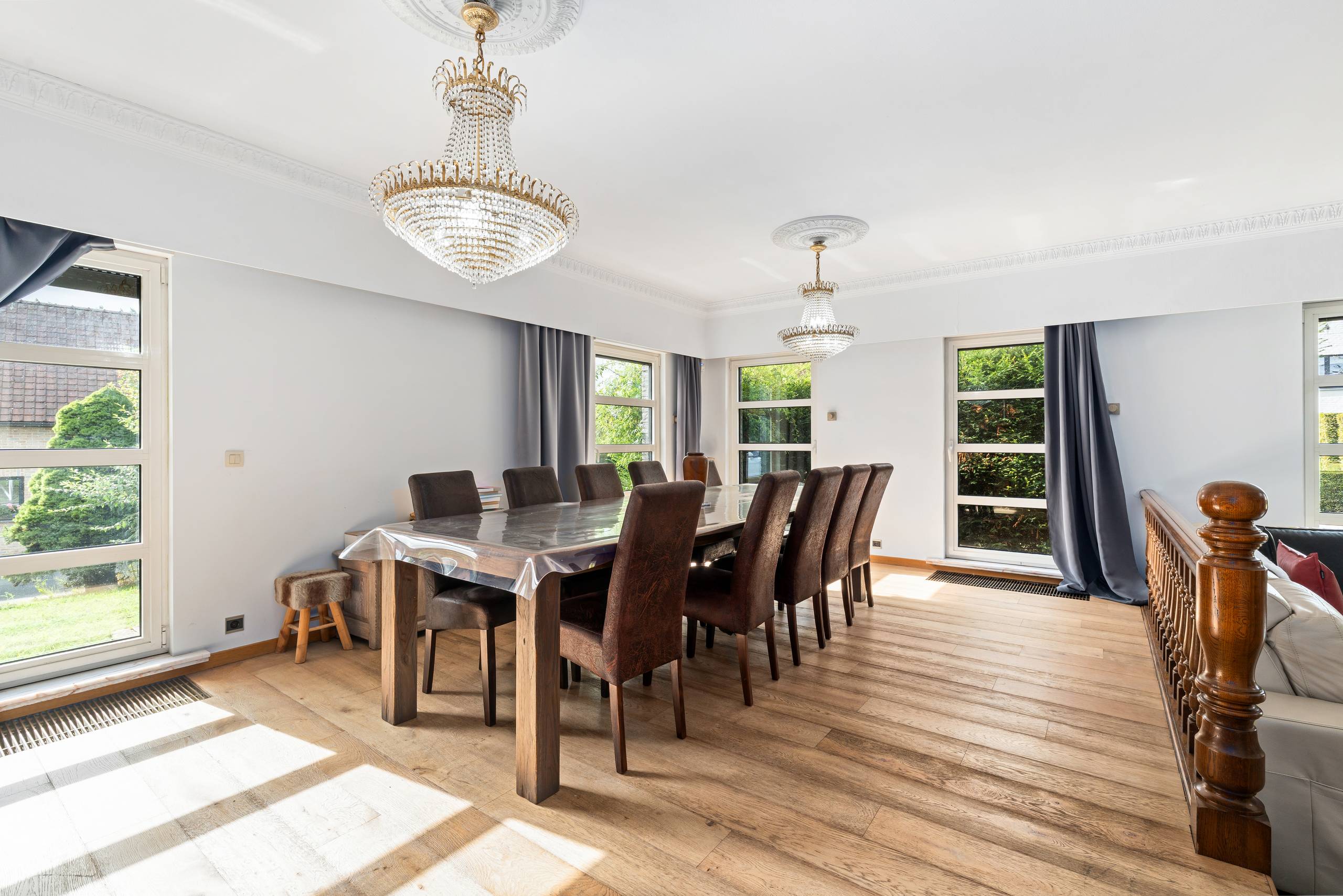Ruime villa met 6 kamers en extra bouwgrond! - foto 5