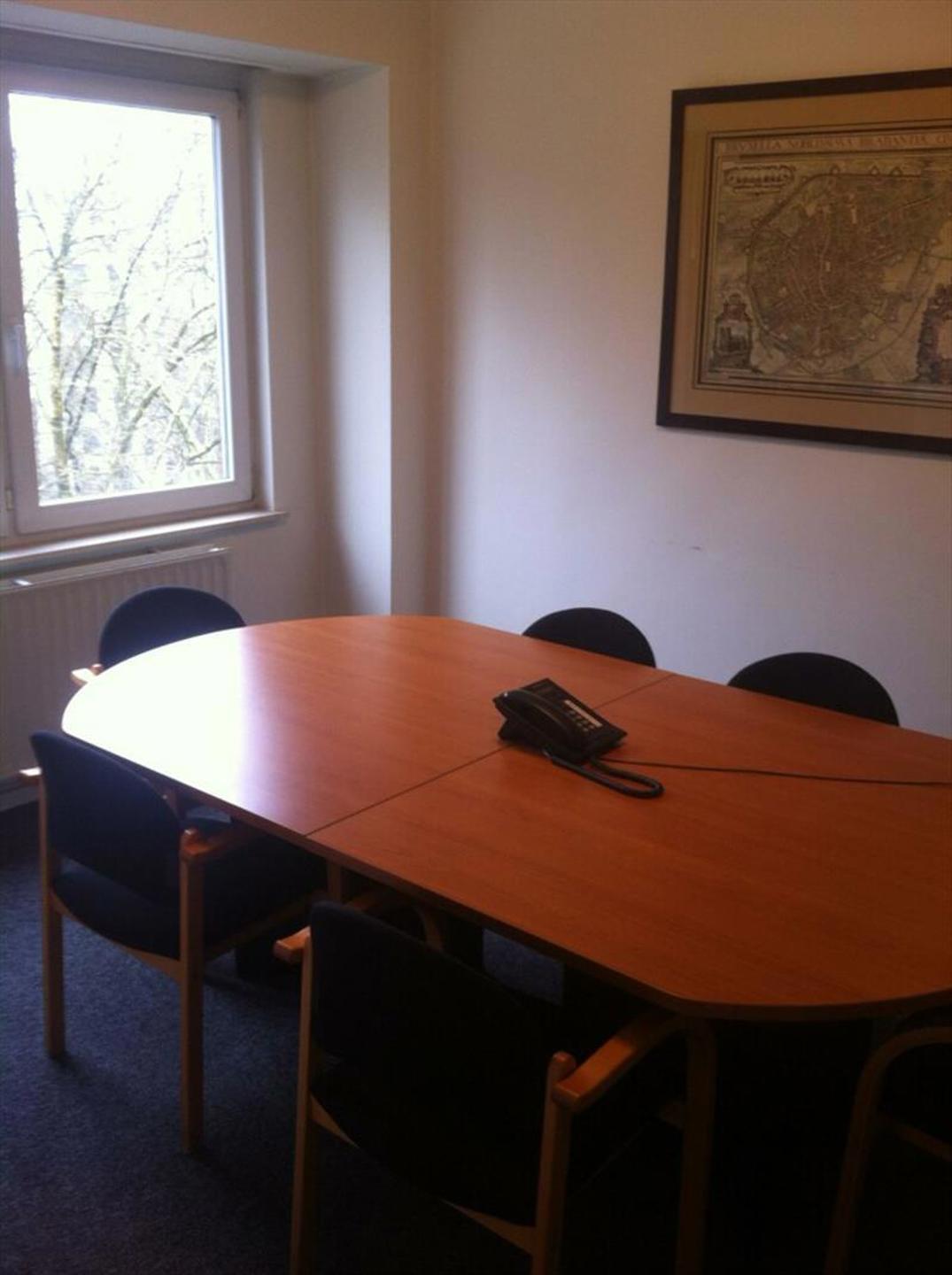 Commercial à louer à Bruxelles - photo 3