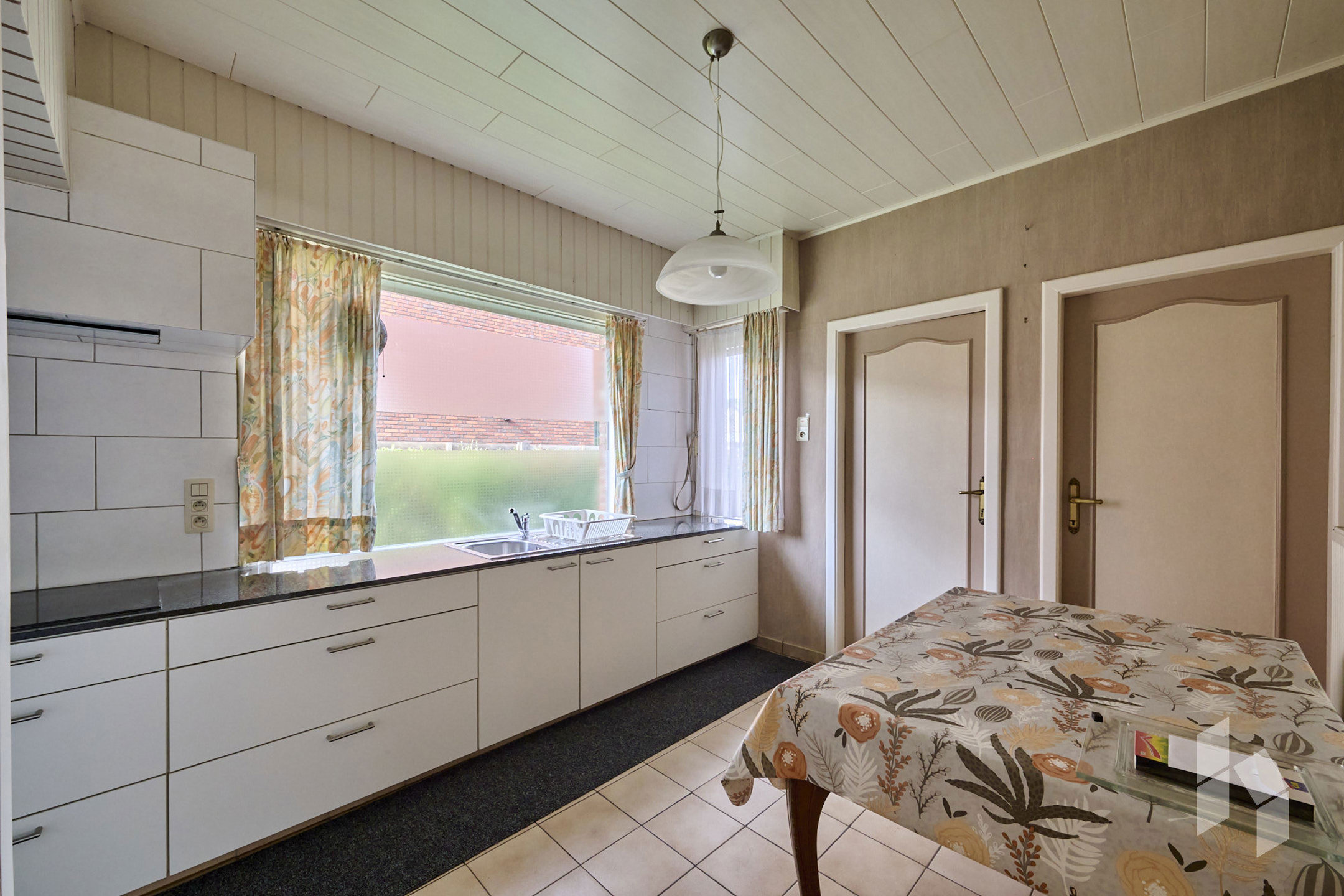 Te renoveren woning op een mooi perceel van 985 m². - foto 4