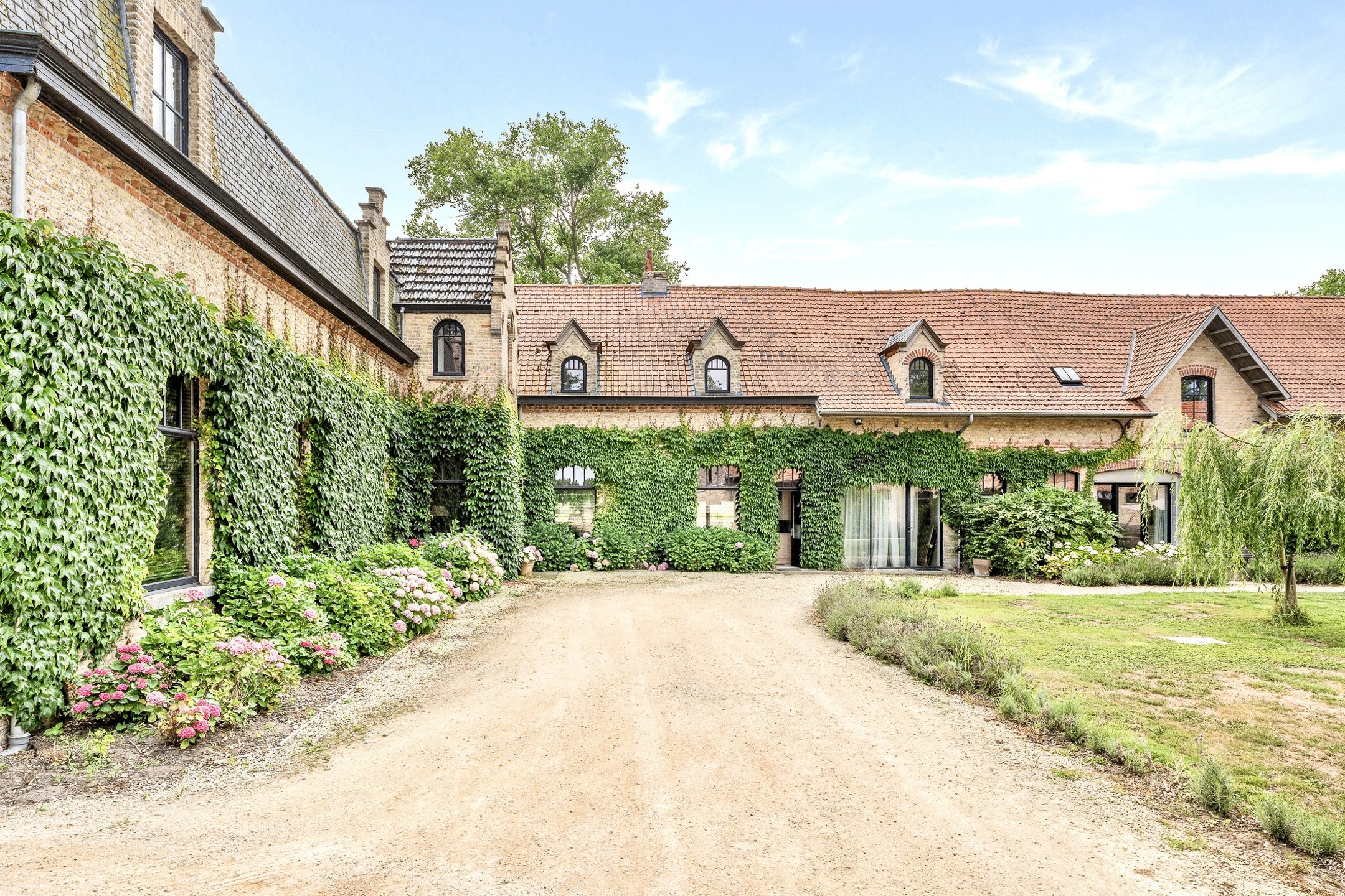 Maison à vendre à Nieuport avec 20 chambres - photo 2