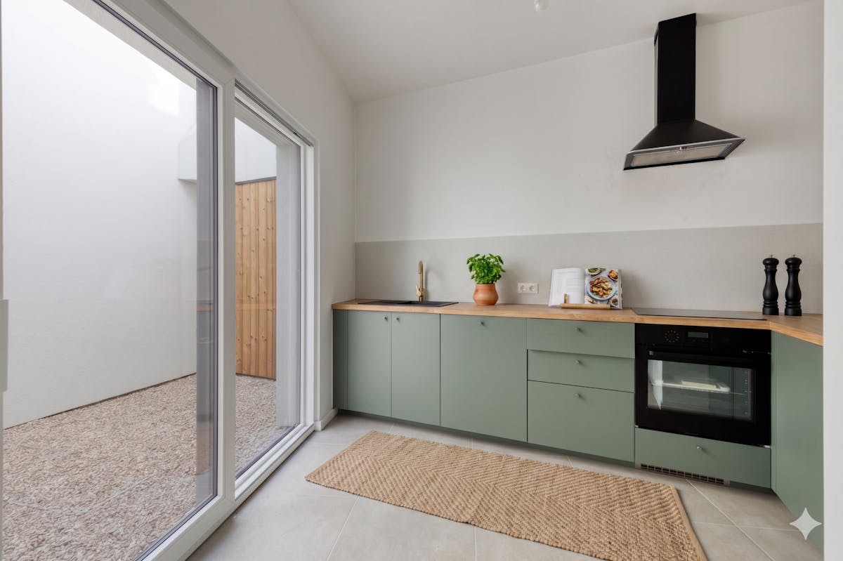 Instapklare totaalrenovatie met 3 slaapkamers in Kortrijk! - foto 3