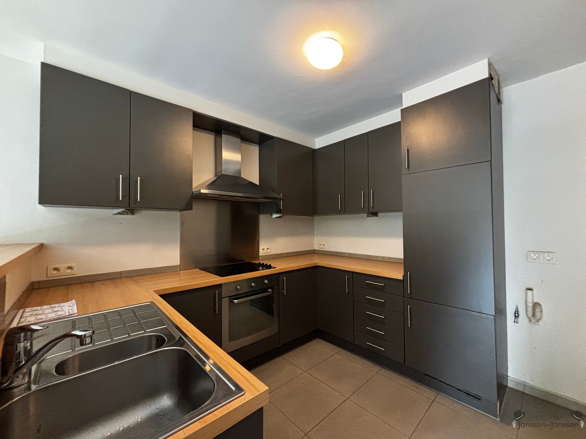Appartement met 2 slaapkamers en garage - foto 5