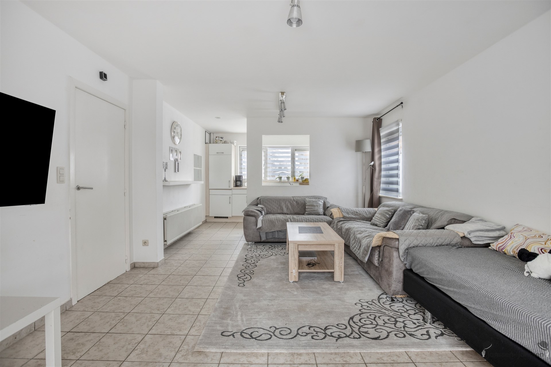 Unieke kans als verhuur opbrengsteigendom of ruime gezinswoning te Leopoldsburg! - foto 3