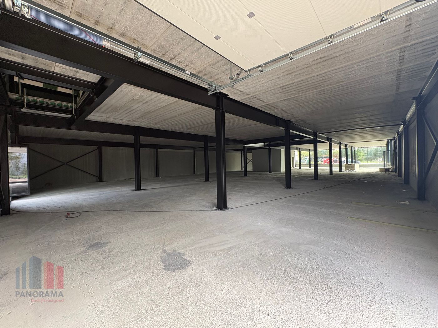 Commerciële ruimte van 935 m² met uitstekende visibiliteit - foto 5
