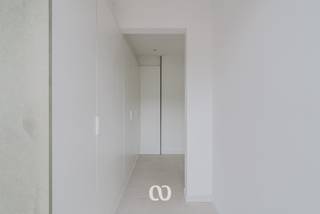 Cherchez-vous une maison récemment rénovée avec beaucoup de lumière naturelle et de nombreuses possibilités? Trouvé!Les rénovations modernes, les...