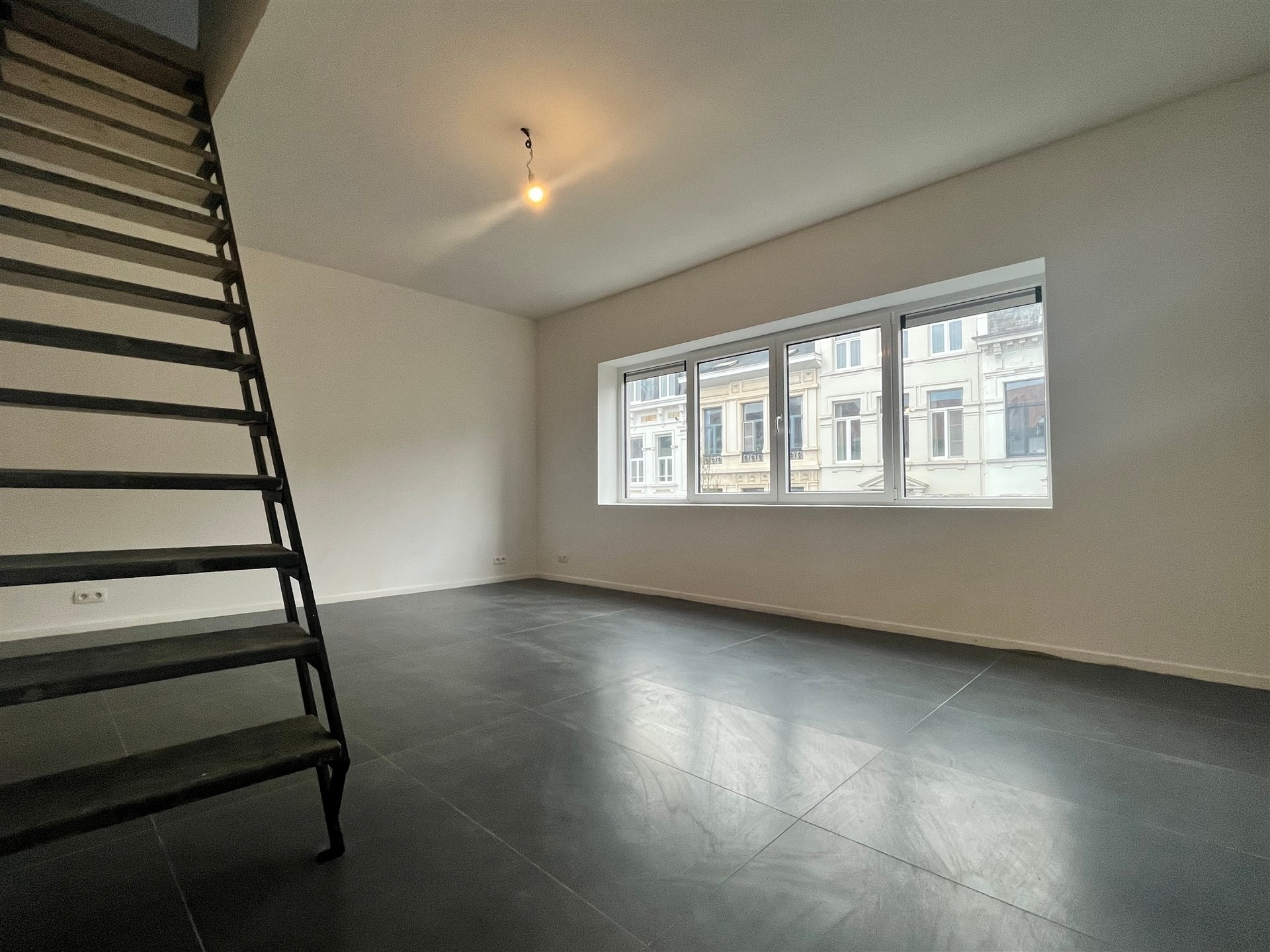 Volledig gerenoveerd Duplex-appartement! - foto 4