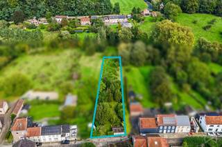 WEINVEST a le plaisir de vous présenter ce beau terrain plat, de 17,75 ares, prêt à accueillir la maison de vos rêves !Profitez d'une situation...