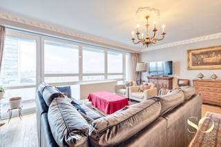 Situation calme, dans le quartier du Parc du Scheutbos, à proximité de la piscine olympique, au 8ᵉ étage d'un immeuble de 25 étages, nous...