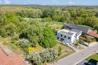 Deze bouwgrond is rustig gelegen in Neerijse (Huldenberg), in groene omgeving. Het perceel biedt de ideale kans om uw droomwoning te realiseren.Deze...