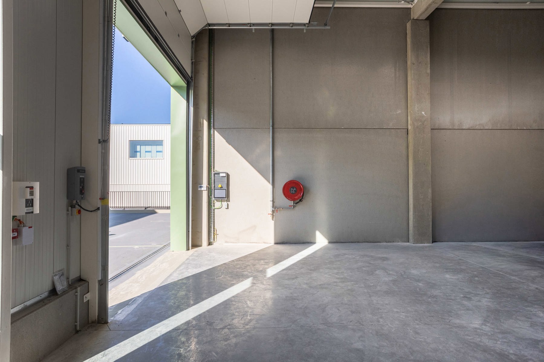 Commercial for rent in Dilbeek - photo 3