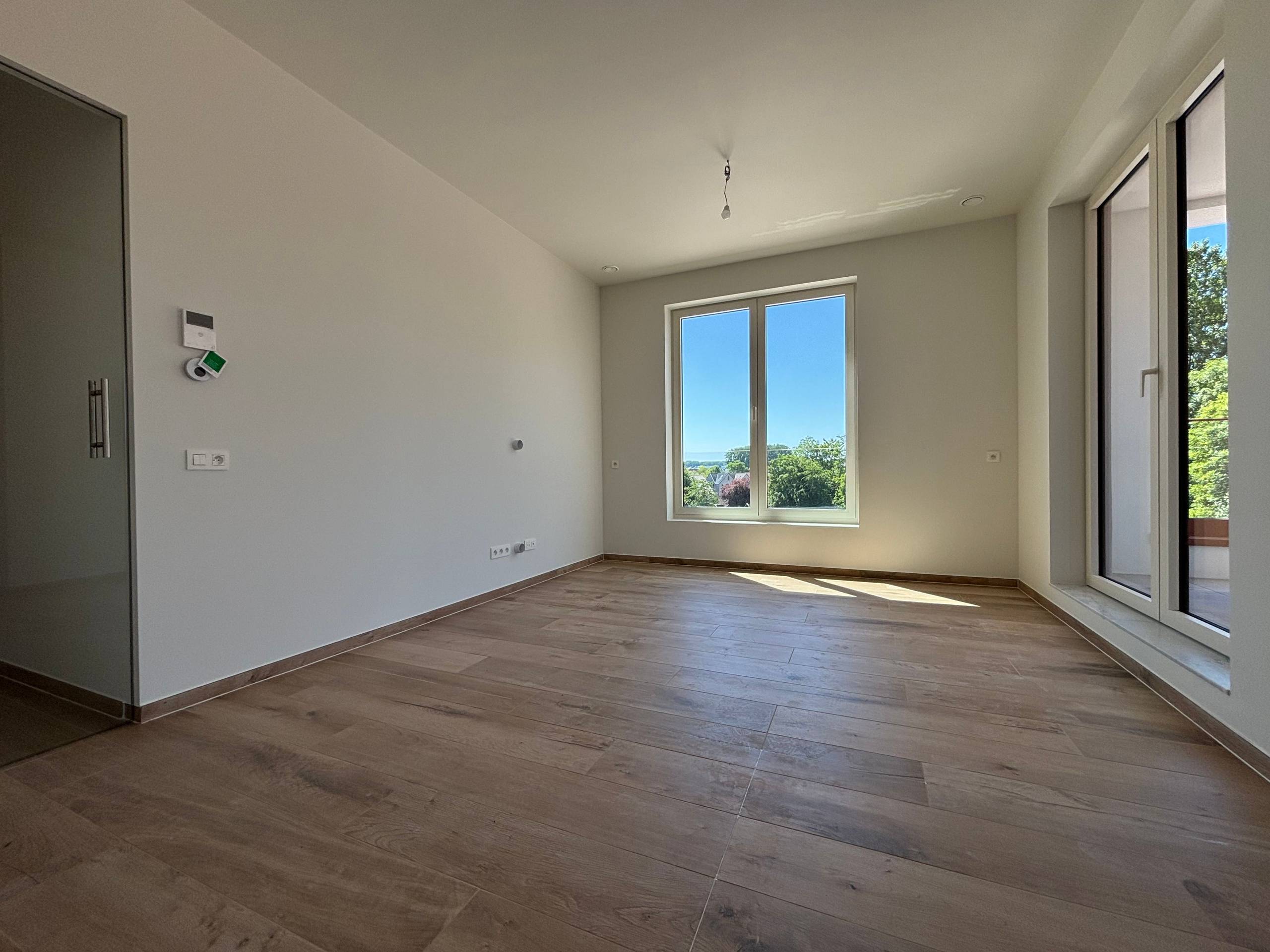 Lichtrijke penthouse met 2 slaapkamers in Sint-Lievens-Houtem - foto 4
