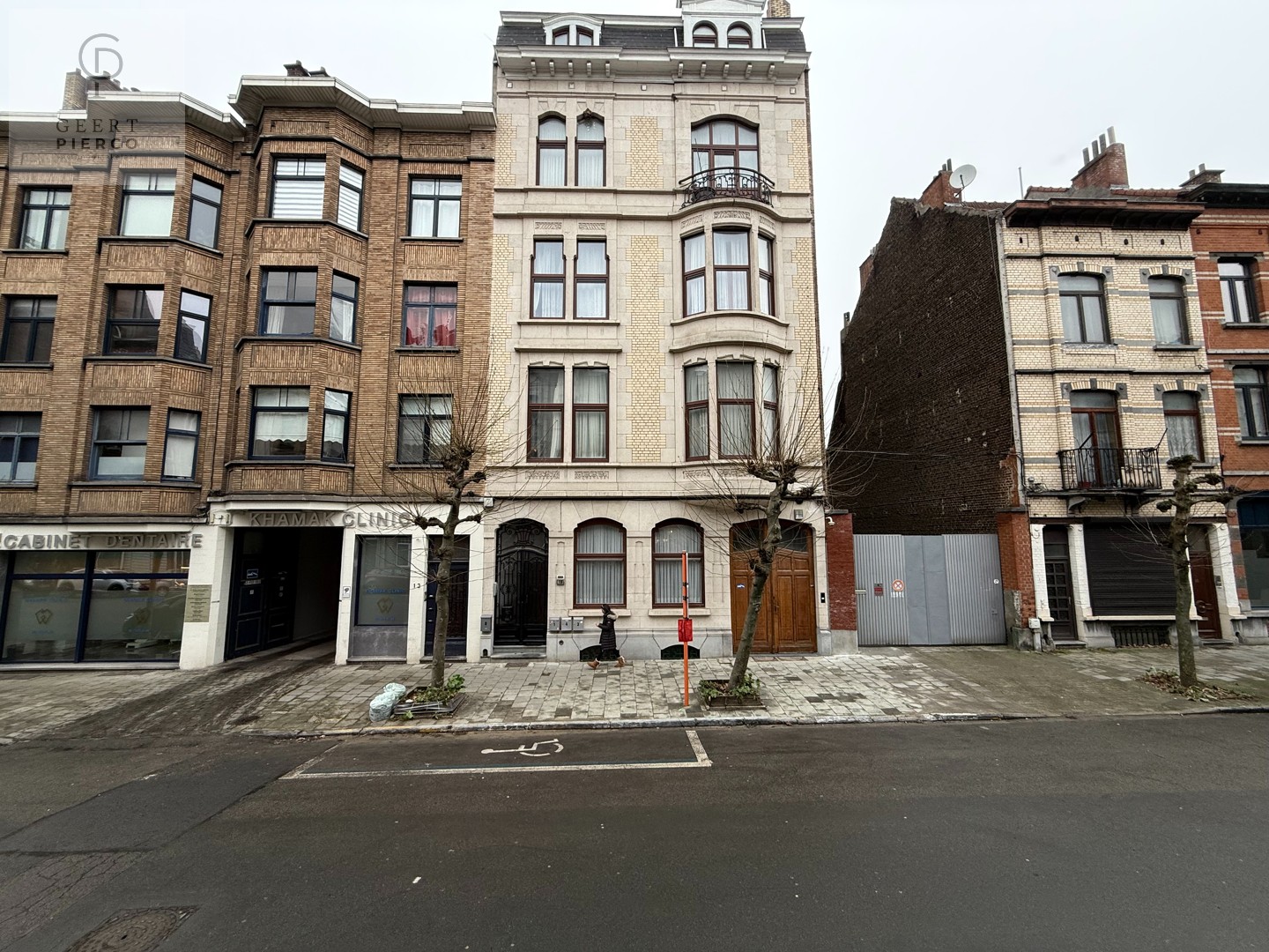 House for sale in Schaerbeek with 3 bedrooms - photo 1