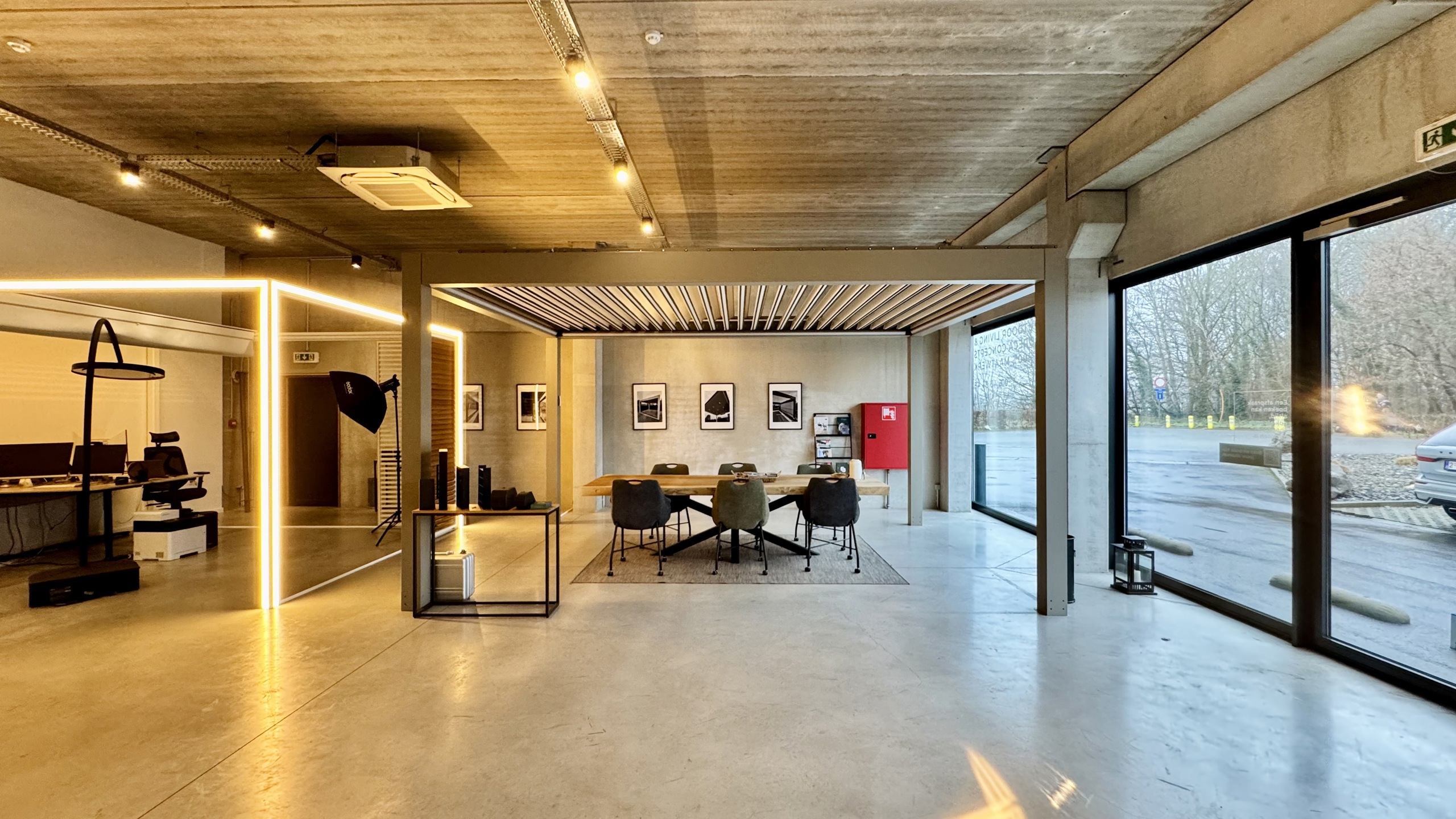 Te huur: showroom/kantoor van 242,5m² met 4 parkeerplaatsen. - foto 5
