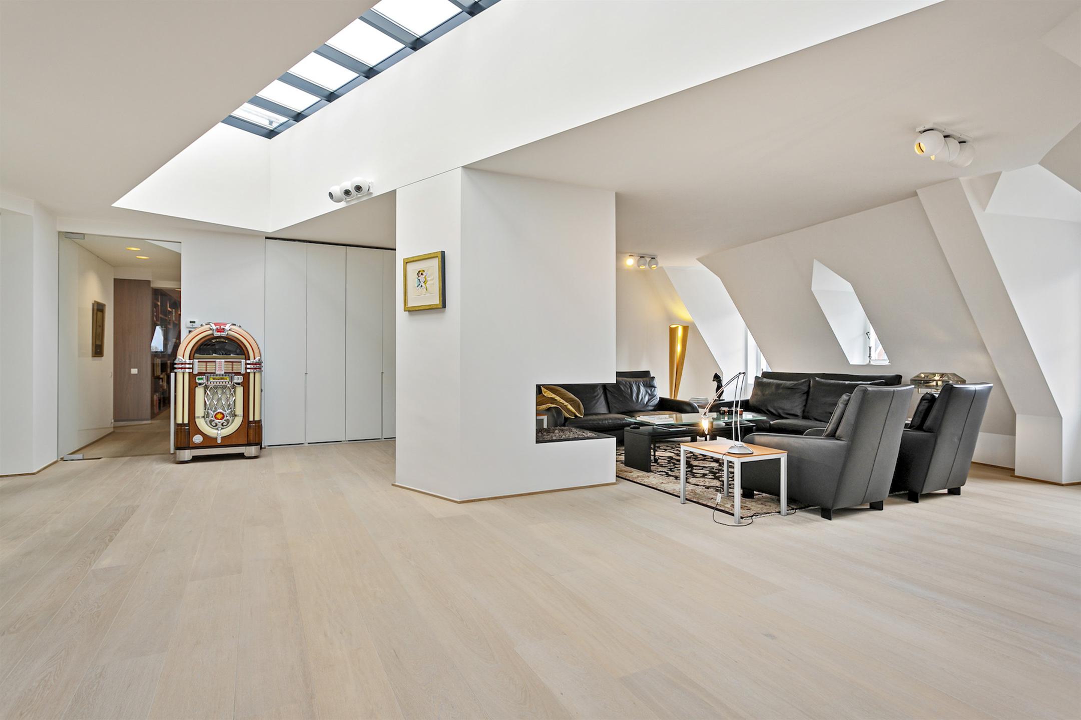 Apartment for rent in Antwerp with 3 bedrooms - photo 2