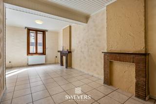 Voor meer info en foto’s, surf naar www.swevers.be – Deze charmante en instapklare woning in het centrum van Sint-Truiden combineert ruimte, licht...