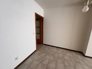 Dit gezellig appartement is gelegen in het centrum van Middelkerke. Alle winkels bevinden zich op wandelafstand alsook het strand en de zeedijk...