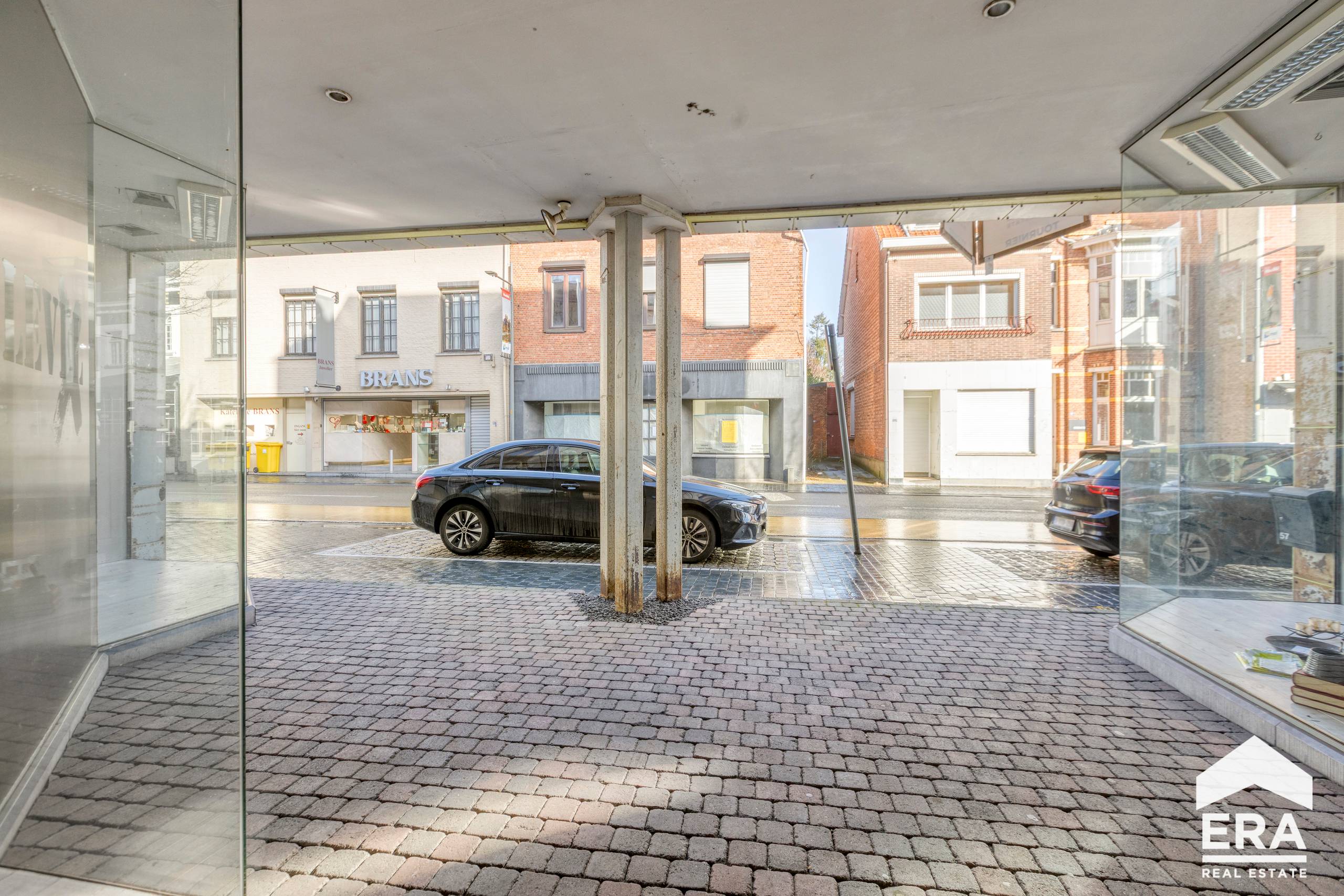 Opbrengsteigendom met diverse mogelijkheden - foto 3