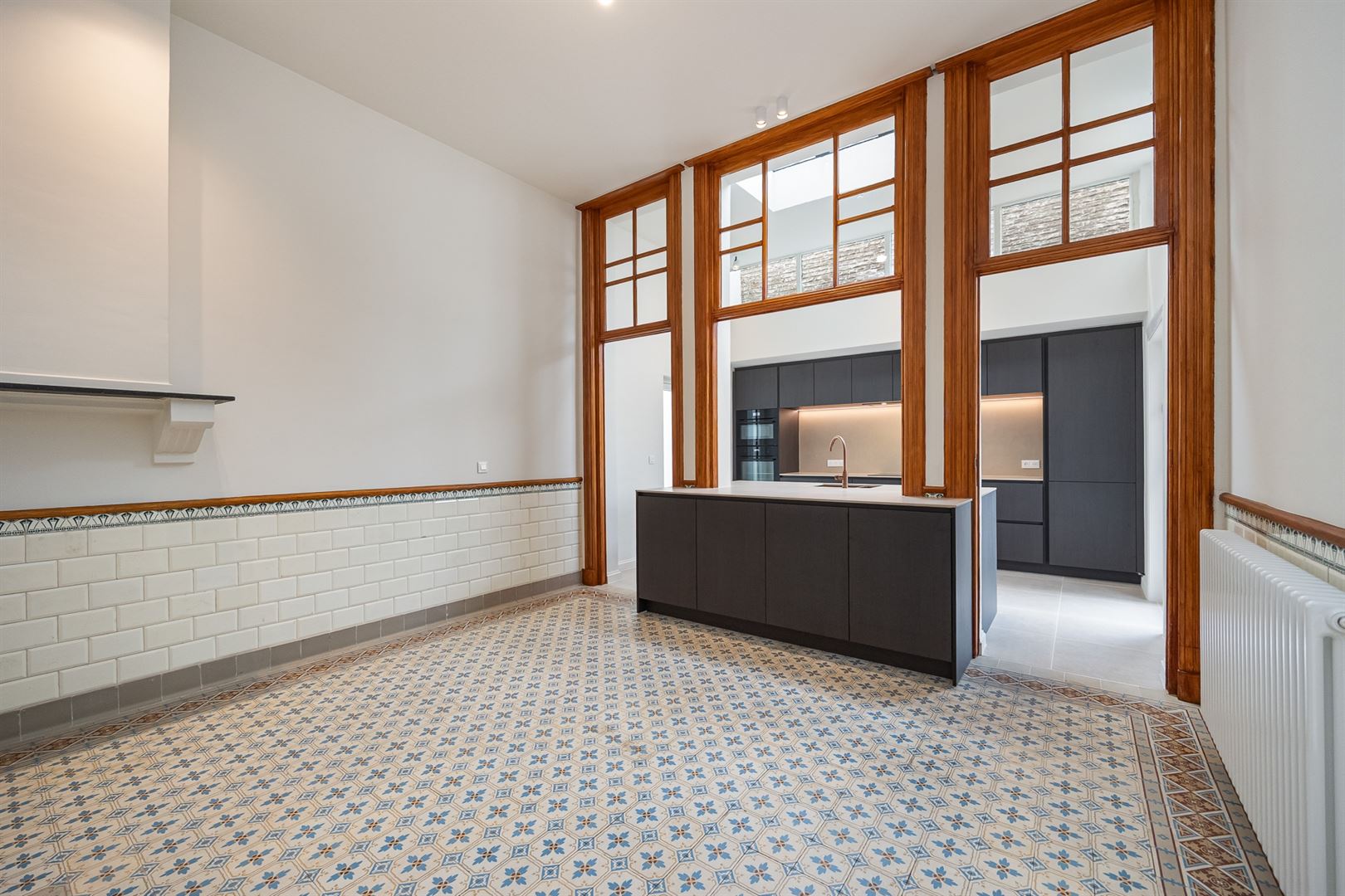 LUXURY LIVING IN ART-NOUVEAU! PRACHTIG NIEUWBOUW APPARTEMENT MET 171M² BEWOONBAAR AAN GROEN KWARTIER - foto 2