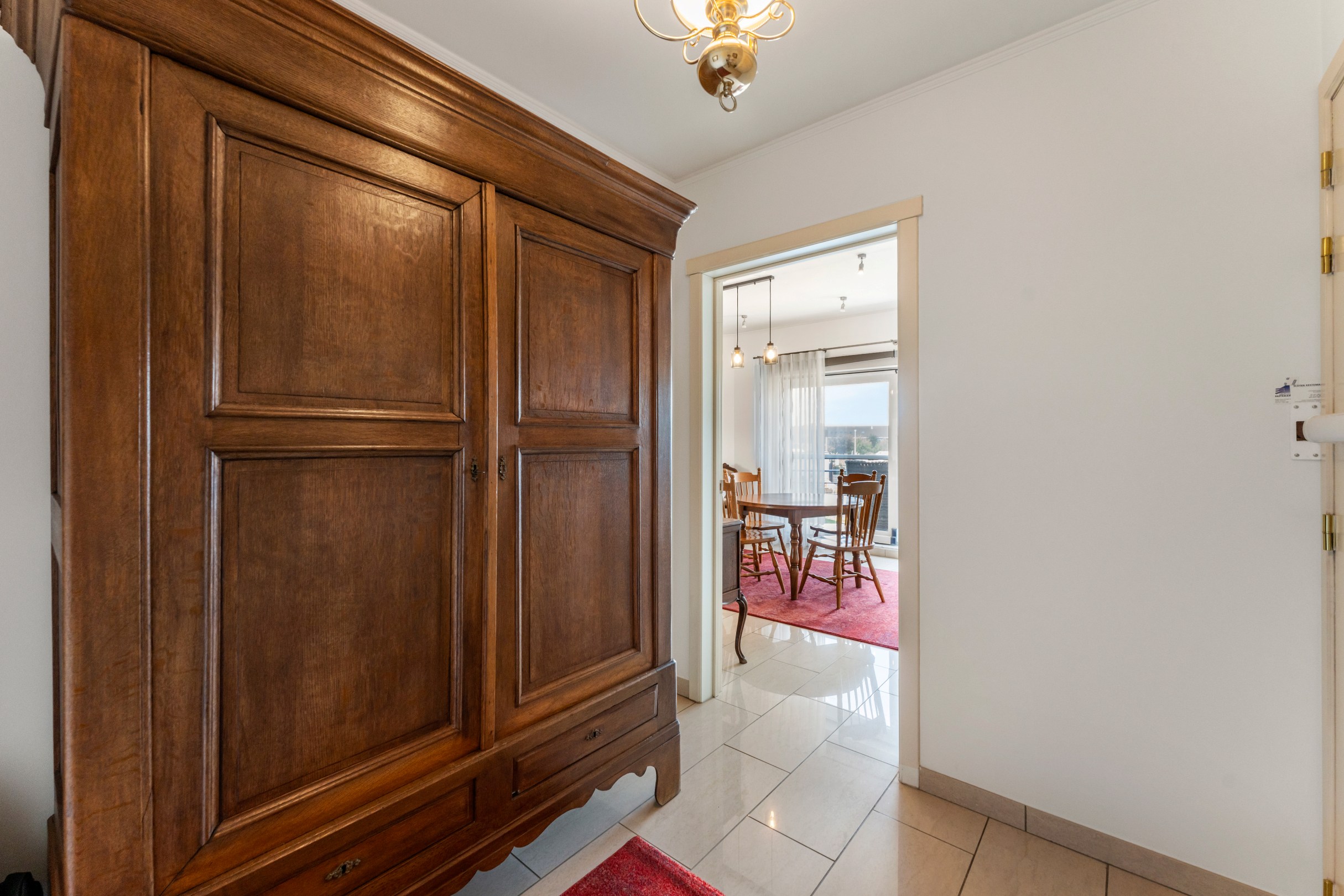 Duplexappartement met 3 slaapkamers, terras en staanplaats - foto 4